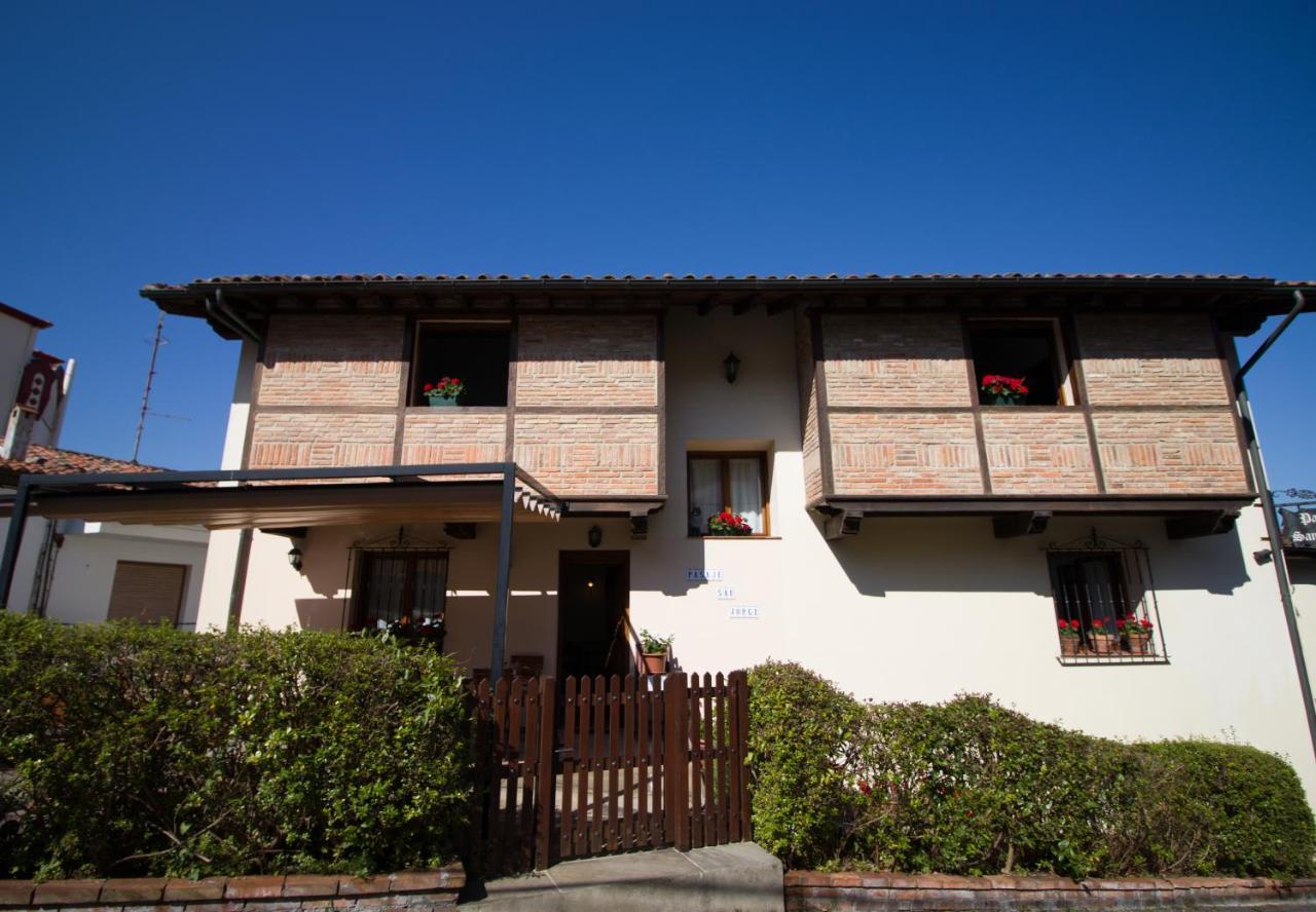 Pasaje San Jorge Hotell Comillas Exteriör bild