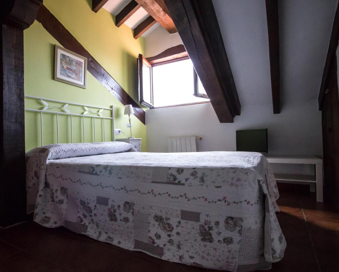 Pasaje San Jorge Hotell Comillas Exteriör bild