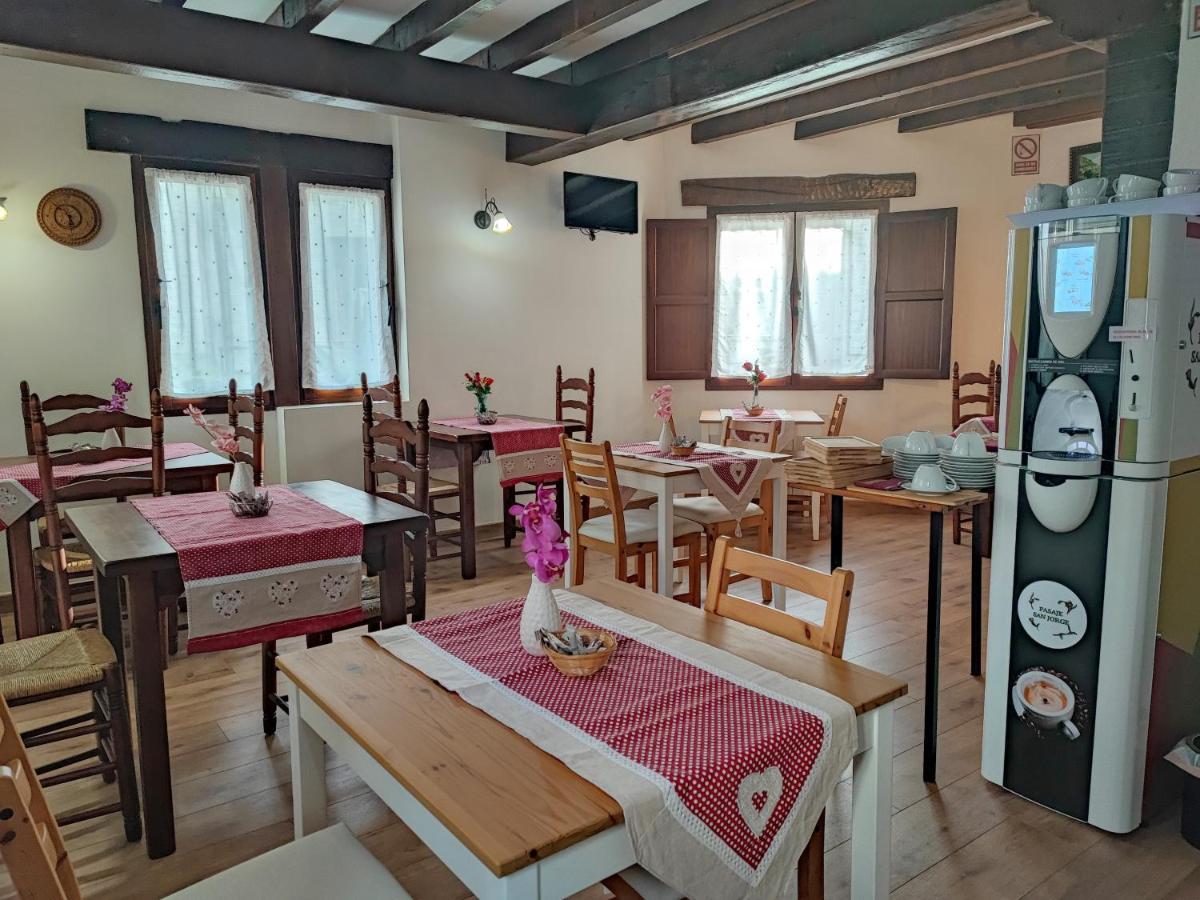 Pasaje San Jorge Hotell Comillas Exteriör bild